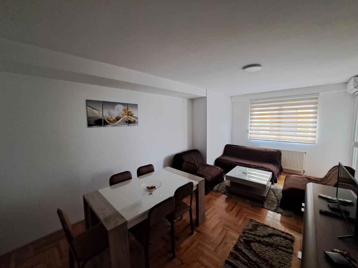 Apartman Vranje Esterno foto